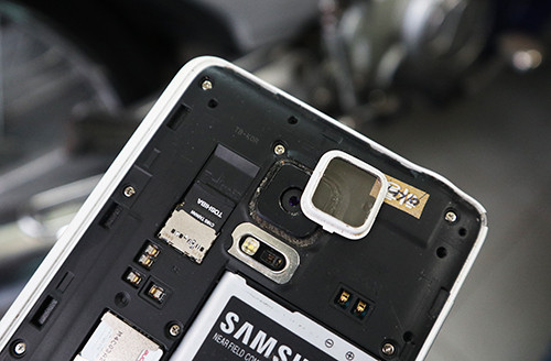 do-ong-kinh-chup-macro-cho-smartphone-2