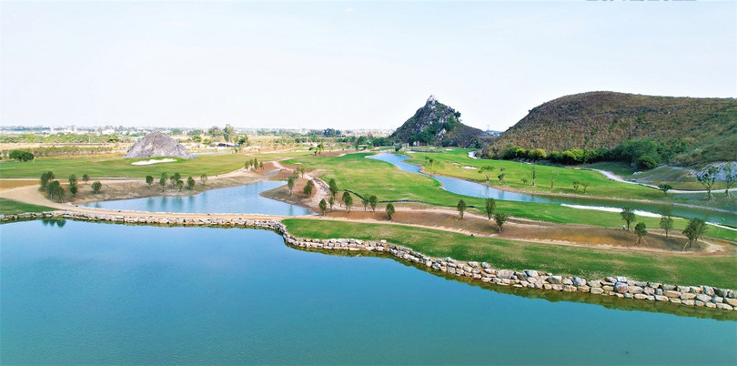 Một góc BRG Rose Canyon Golf Resort đang trong quá trình hoàn thiện.