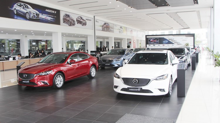 Bên trong showroom Mazda “đẹp như mơ” trên đường Phạm Văn Đồng ảnh 5