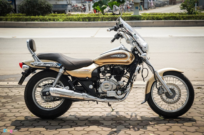 Xe sở hữu kích thước dài, rộng, cao lần lượt là 2.177 x 806 x 1.142 mm. Trục cơ sở xe dài 1.490 mm. Avenger Cruise 220 có trọng lượng 155 kg. Xe sở hữu kích thước dài, rộng, cao lần lượt là 2.177 x 806 x 1.142 mm. Trục cơ sở xe dài 1.490 mm. Avenger Cruise 220 có trọng lượng 155 kg.