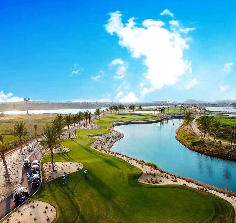 Sân Nicklaus Course tại BRG Đà Nẵng Golf Resort.