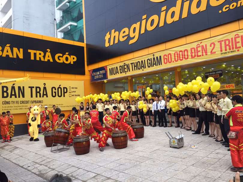 Trung bình 11 tháng đầu năm 2016, 2 ngày TGDĐ mở mới 3 siêu thị