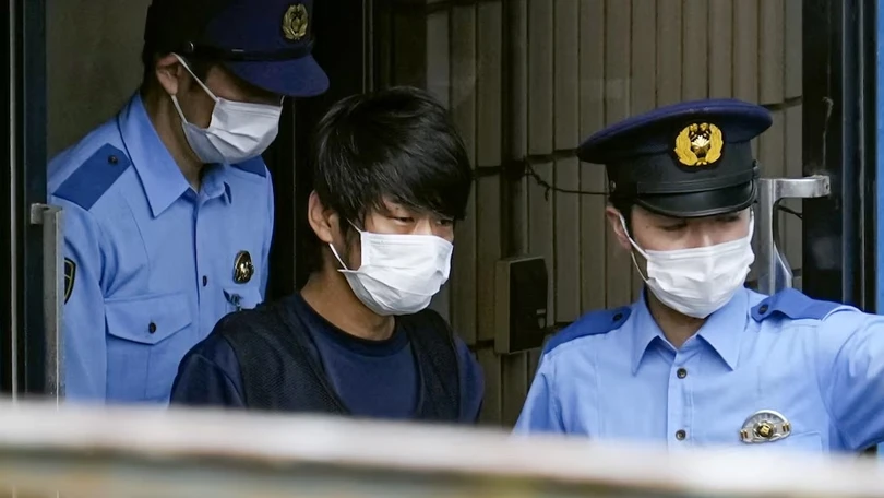 Bị cáo Tetsuya Yamagami đã bắn ông Abe giữa ban ngày bằng một khẩu súng tự chế tại nhà. Ảnh: Reuters.