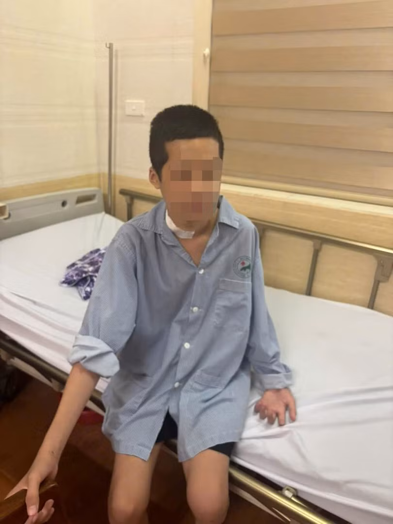z7863475754131-5c9af95b519198f4f393db045881a178.jpg