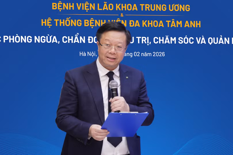 pgsts-nguyen-trung-anh-giam-doc-benh-vien-lao-khoa-trung-uong.png