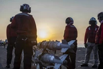 Trong 12 ngày đầu chiến tranh, Mỹ đã phải chi phí 16,5 tỷ USD cho chiến tranh chống Iran. Ảnh: CSIS. 