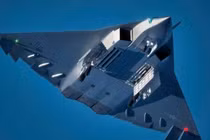 Tiêm kích thế hệ thứ sáu J-36 đã có tên gọi "Văn Diêu" mang tính biểu tượng cao. Trong ảnh: J-36 mở nắp khoang vũ khí trong thân. Ảnh: QQnews.