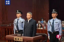 Cựu Bộ trưởng Tư pháp Đường Nhất Quân nhận án tù chung thân hôm 2/2. Ảnh: CCTV.