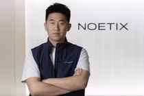 Khương Triết Nguyên, ông chủ 28 tuổi của Công ty Noetix Robotics. Ảnh: Thepaper.