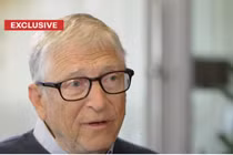 Tỷ phú Bill Gates trả lời phỏng vấn trên Channel 9 truyền hình Australia hôm 4/2, Ảnh: Creaders.