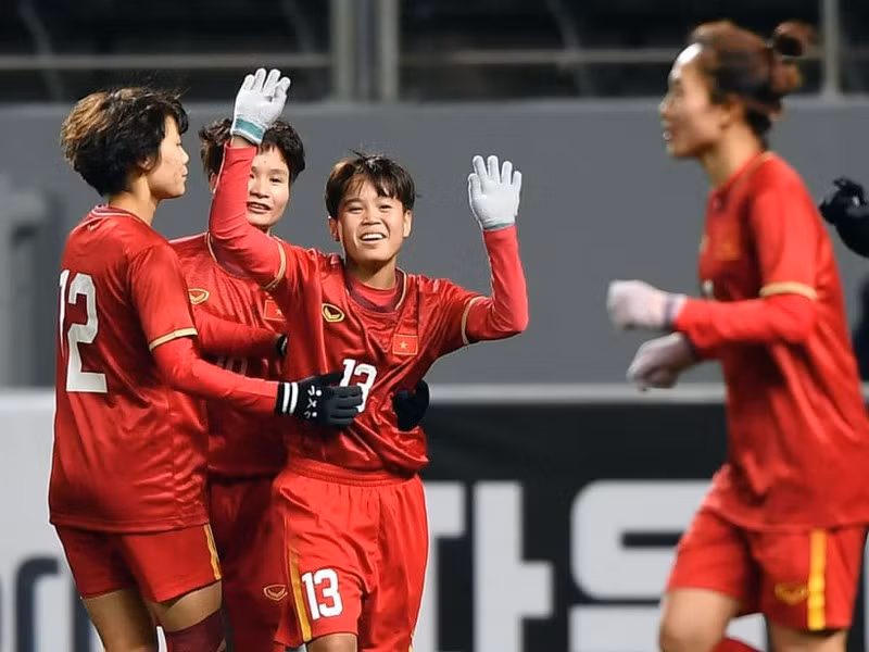 Vạn Sự (13) ghi bàn thắng duy nhất của trận đấu. Ảnh AFC