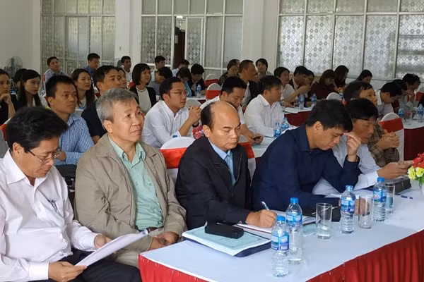 Các đại biểu tham dự Hội nghị