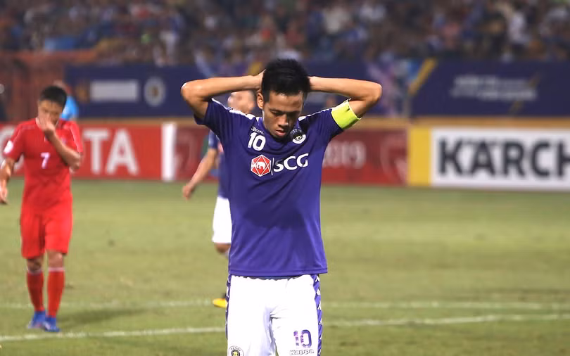 Bao giờ Văn Quyết mới trở lại đội tuyển? Ảnh HNFC Bao giờ Văn Quyết mới trở lại đội tuyển? Ảnh HNFC