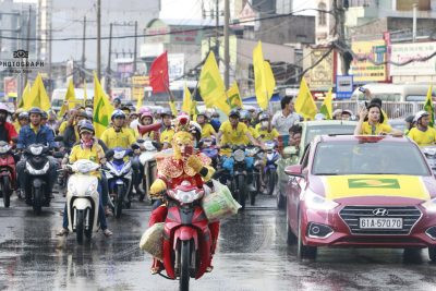 Khán giả xứ Nghệ luôn sát cánh cùng đội bóng (ảnh Giáp San)