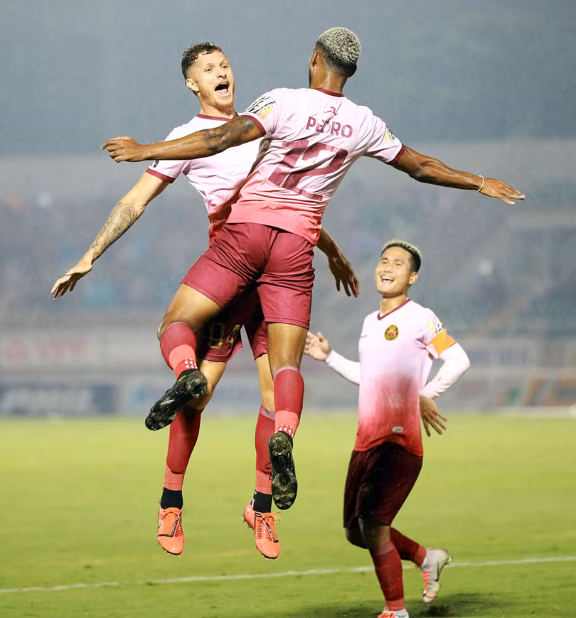 Sài Gòn - HAGL 3-1: Có một HAGL rất lạ ảnh 2 Các cầu thủ Sài Gòn rất