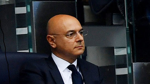 Levy hướng đến ngôi vị bá chủ bóng đá châu Âu - nhưng không phải bằng cách chi tiêu bừa bãi! Chủ tịch Steve Parish của Crystal Palace ca ngợi Levy là nhà quản lý bóng đá xuất sắc nhất tại Anh.