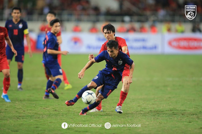 Tuấn Anh-cầu thủ được kì vọng sẽ tiếp tục “bắt chết” Chanathip ở trận này không có được màn trình diễn như ý. Ảnh VF