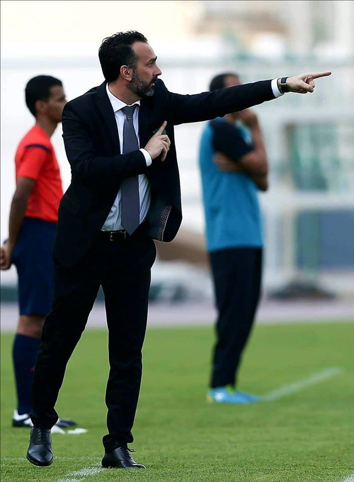 Fabio Lopez từng làm HLV đội Borneo đang đứng thứ 16 trong số 21 đội đang tham gia Giải vô địch Indonesia. Ảnh TH 