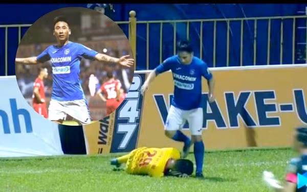 Ban Kỷ luật cần có án phạt nguội cho Hải Huy sau cú đạp thẳng vào đầu Hạ Long khi cầu thủ Nam Định đã nằm sân, trọng tài đã thổi còi. Ảnh màn hình