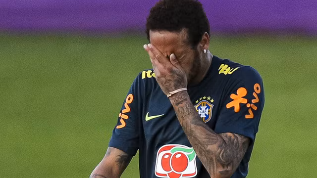 đội bóng nào có đủ tiền và tham vọng để rước “đồ con hoang” khỏi Paris khi thị trường mua bán cầu thủ chỉ còn độ nửa tháng nữa là đóng cửa? Ảnh PSG.