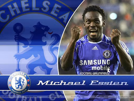 Cầu thủ người Ghana Michael Essien sinh năm 1982, có biệt danh Bison (Bò rừng) là huyền thoại của Chelsea và Ngoại hạng Anh vẫn đang thi đấu ở tuổi 38. Ảnh CLB
