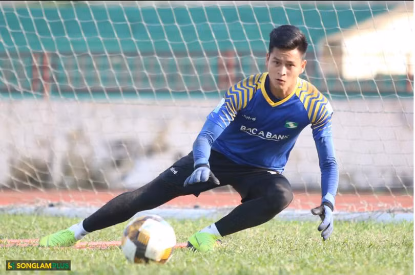 Thủ môn dự bị Trần Văn Tiến (1994). Ảnh SLplus