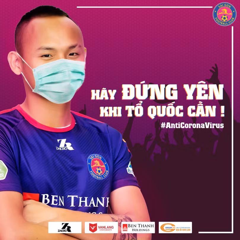 Nhiều CLB và cầu thủ đã tranh thủ tham gia các hoạt động chống dịch Covid-19. Ảnh SGFC Nhiều CLB và cầu thủ đã tranh thủ tham gia các hoạt động chống dịch Covid-19. Ảnh HTFC