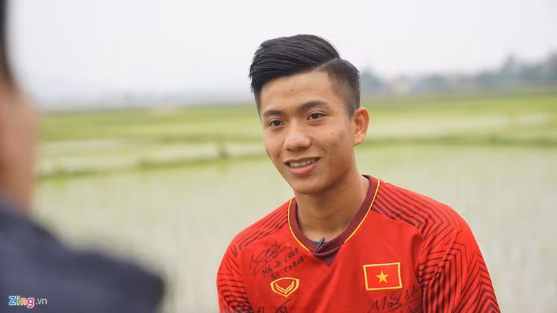 SLNA vẫn có thể đem Văn Đức cho đội chủ sân Hokkaido mượn với cái giá không rẻ hơn Đoàn Văn Hậu sang SC Heerenveen. Ảnh Zing