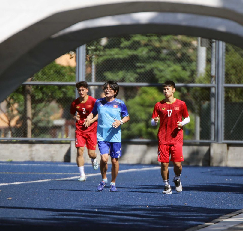 Chạy đua cùng thời gian. Ảnh VFF Chạy đua cùng thời gian. Ảnh VFF