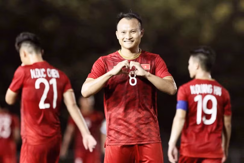 Với bàn thắng vào lưới U22 Lào thì anh cùng Anh Đức, cầu thủ vừa rời đội tuyển là những số ít cầu thủ Việt Nam ghi bàn thắng ở 3 kỳ SEA Games tham dự. Ảnh FBNV