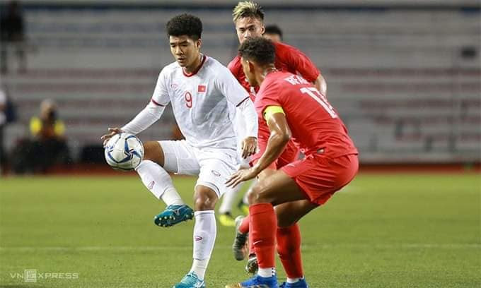 Đức Chinh, người hùng của trận đấu. Ảnh VF