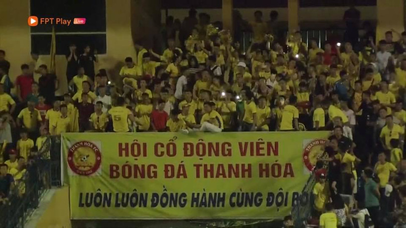 Khán giả Thanh Hóa đã được chứng kiến cuộc rượt đuổi tỷ số đầy ngoạn mục (ảnh chụp màn hình) Khán giả Thanh Hóa đã được chứng kiến cuộc rượt đuổi tỷ số đầy ngoạn mục (ảnh chụp màn hình)