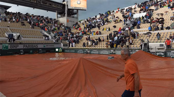 Mưa lớn khiến nhiều trận đấu tại Roland Garros bị hoãn (ảnh ATP)