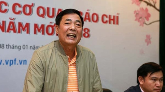 FIFA đã thông báo quyết định Stevens thắng kiện, được tự do chuyển nhượng và buộc CLB Hải Phòng phải trả số tiền đền bù cầu thủ người Jamaica này 200.000 USD