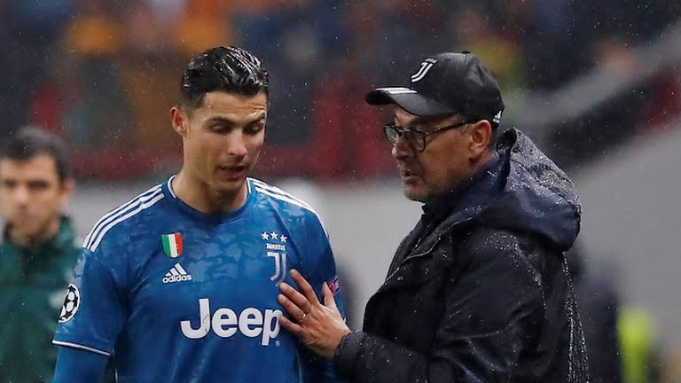 Ronaldo thi đấu không thành công nhưng Juve vẫn lọt vào vòng 1/8. Ảnh AP