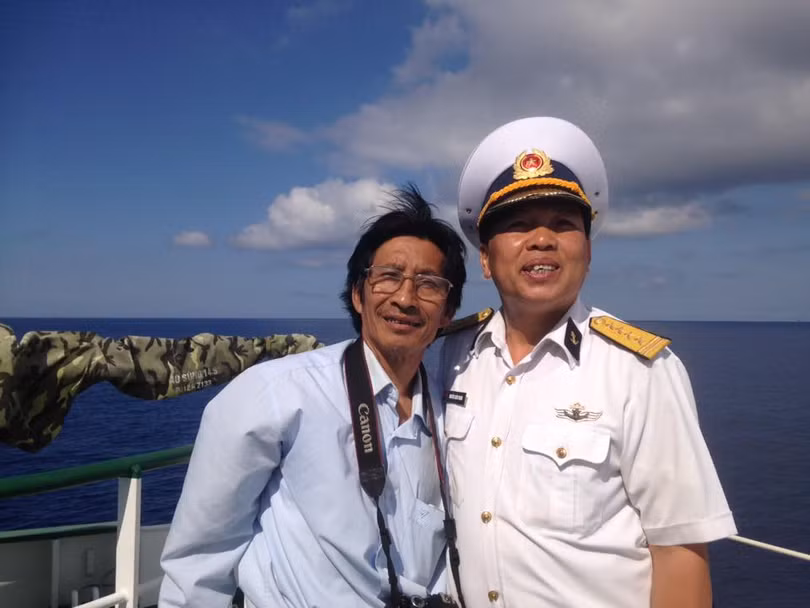 Chất lính trong người doanh nhân Lê Thanh Bình. Ảnh NV cung cấp