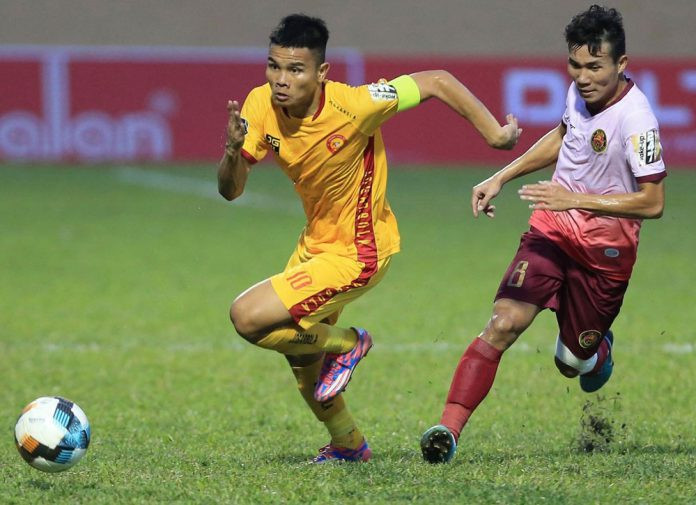 Đội trưởng Lê Văn Thắng đang làm tốt cả nhiệm vụ ghi bàn lẫn kiến tạo (ảnh VPF)