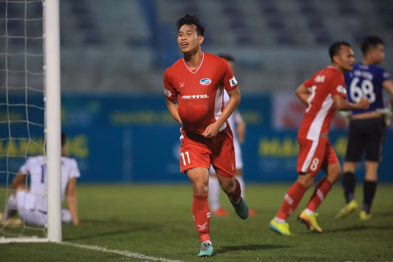 Kết quả của giai đoạn 2 sẽ dùng để xác định đội vô địch, á quân, hạng ba (nhóm A) và một suất rớt hạng (nhóm B). Ảnh Viettel FC Kết quả của giai đoạn 2 sẽ dùng để xác định đội vô địch, á quân, hạng ba (nhóm A) và một suất rớt hạng (nhóm B). Ảnh Viettel FC