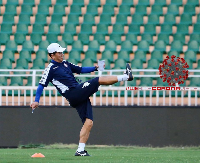 Ông Chung cũng tự nguyện giảm lương để ủng hộ CLB chống dịch. Ảnh TPHCM FC