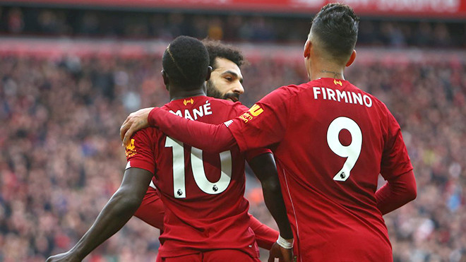 "Cái khẩu hiệu You'll Never Walk Along té ra cũng chẳng hơn gì là một chiêu trò tiếp thị của Liverpool mà thôi." Danny Murphy - cựu sao Liverpool nói. Ảnh CLB "Cái khẩu hiệu You'll Never Walk Along té ra cũng chẳng hơn gì là một chiêu trò tiếp thị của Liverpool mà thôi." Danny Murphy - cựu sao Liverpool nói. Ảnh CLB