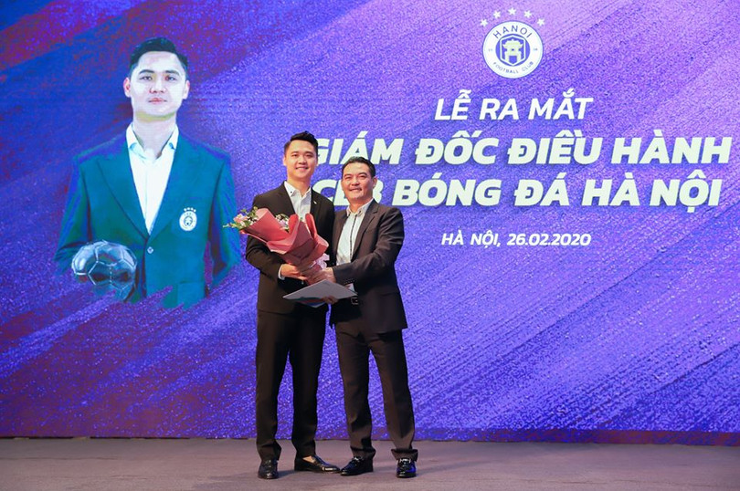 Bầu Hiển đang thay đổi cấp thượng tầng quản trị CLB, theo hướng trẻ hóa. Ảnh CLB Bầu Hiển đang thay đổi cấp thượng tầng quản trị CLB, theo hướng trẻ hóa. Ảnh CLB