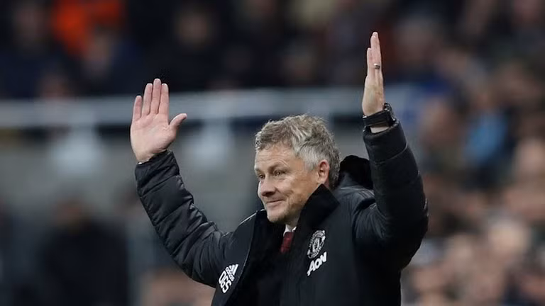 HLV Ole Gunnar Solskjaer đang đứng trước nguy cơ mất việc ngay trước mùa Giáng sinh. Ảnh MUFC.