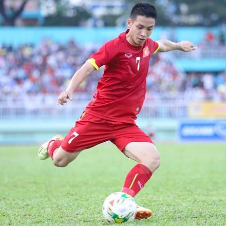 Chơi đủ các mặt trận, Hùng Dùng nổi lên như ứng cử viên số 1. Ảnh FBNV