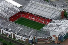 Công việc trước mắt của Ed Woodward và HLV Solskjaer là phải “dọn dẹp” phòng thay đồ sân Old Trafford. CLB MU