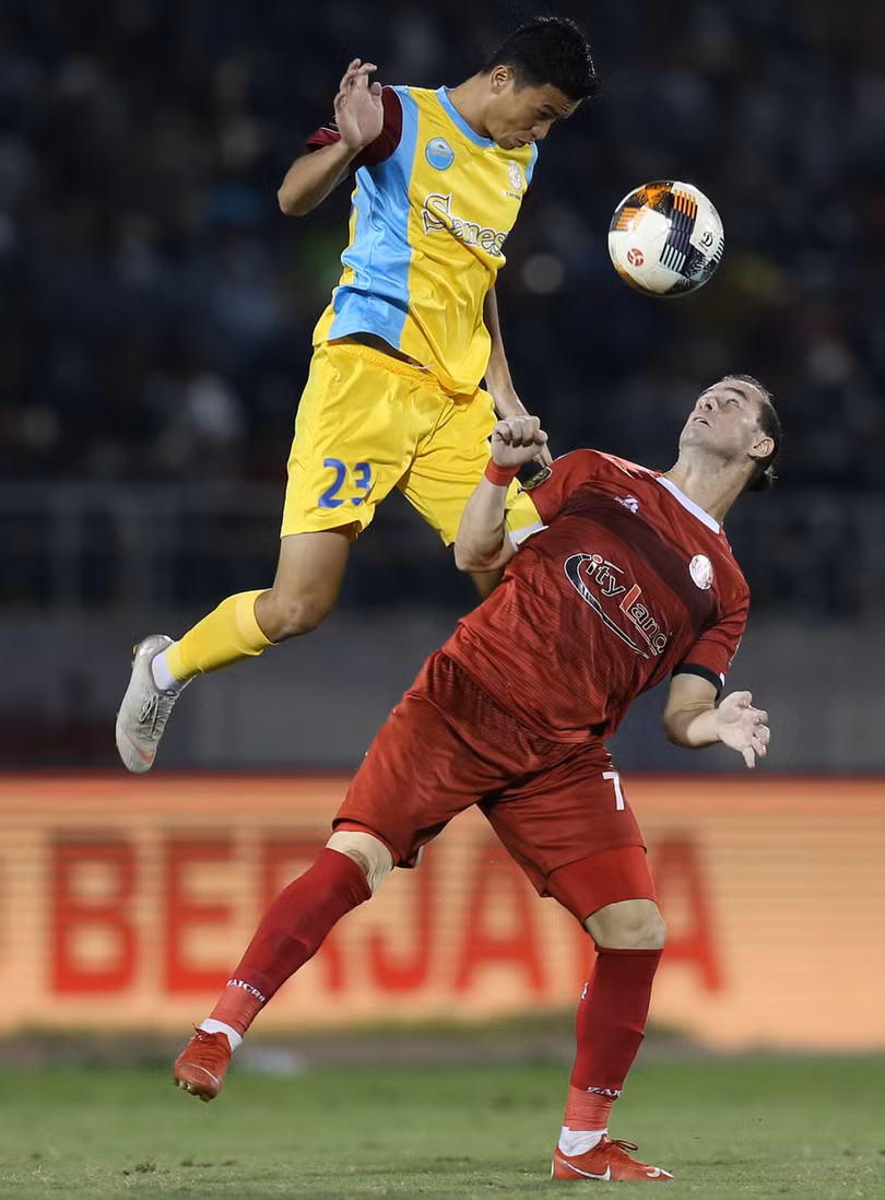 S.Khánh Hòa đã có trận thắng quý giá 2-1 trước chủ nhà TP.HCM. Ảnh VPF.