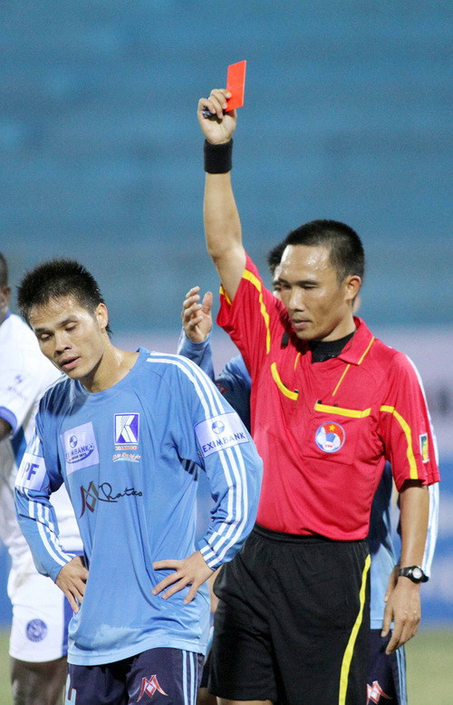 Hồ sơ kỷ luật Bùi Quang Thông (2002) đã được giấu nhẹm. Ảnh TTXVN