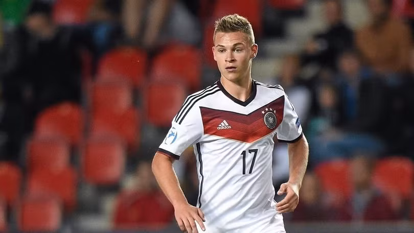Mới 25 tuổi mà Kimmich đã có 48 lần khoác áo đội tuyển quốc gia sau 5 năm tham gia và đang trở thành trụ cột của đội bóng. Ảnh AP
