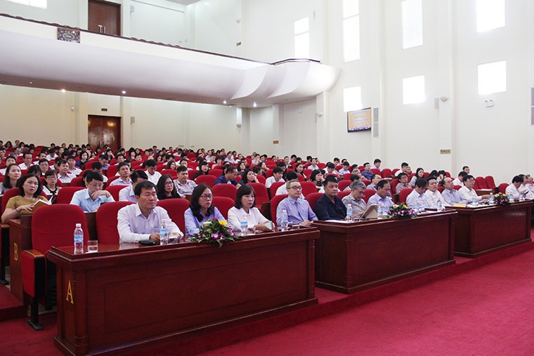 Các đại biểu tham dự Hội nghị tập huấn