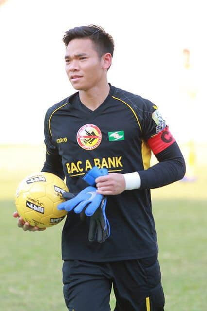 Thủ môn Nguyên Mạnh (SLNA) đã trở lại ĐT Việt Nam. Ảnh SLFC.