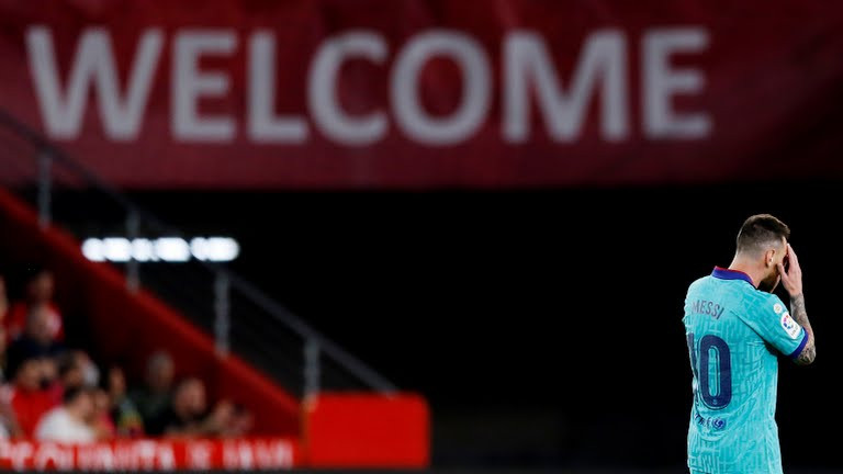 Messi thi đấu 45 phút và không có bất cứ cú sút nào. Ảnh MNS.